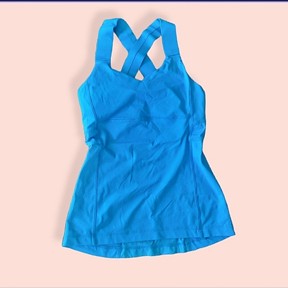 Lululemon Athletica Scoop neck tank top